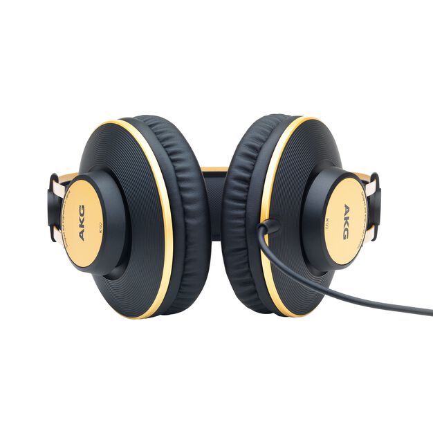 K92 - Black - Closed-back headphones - Detailshot 1