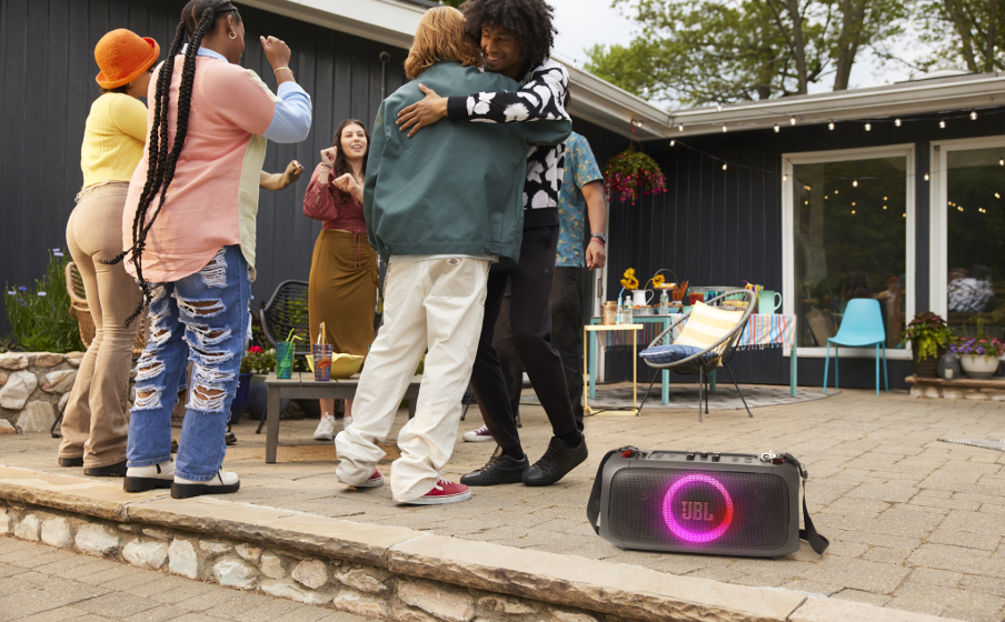 JBL PartyBox On-the-Go Essential Efecto de luces sincronizado - Image