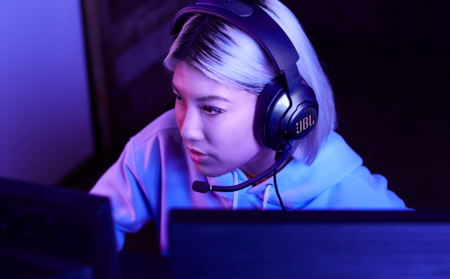 JBL Quantum 400 Juegue con comodidad durante horas gracias al acolchado viscoelástico - Image