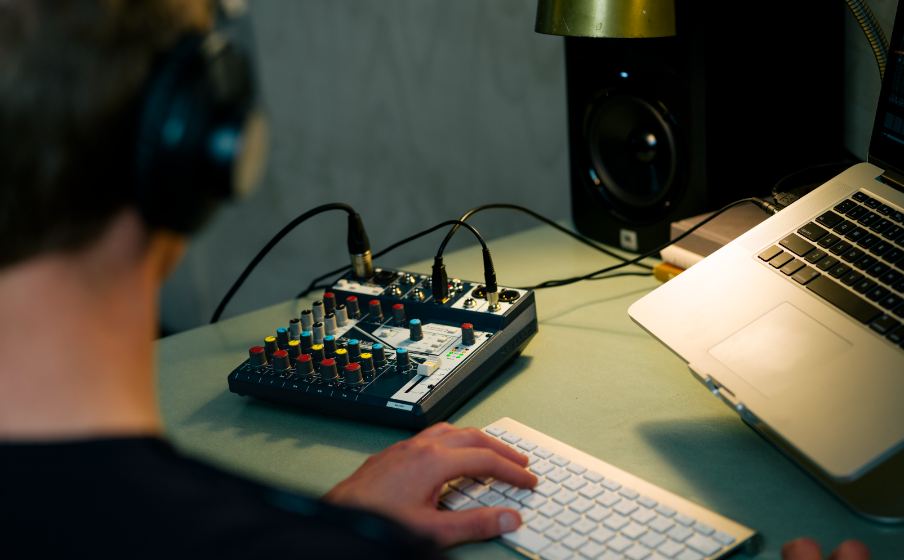 Notepad-8FX Interfaz de audio USB - Image