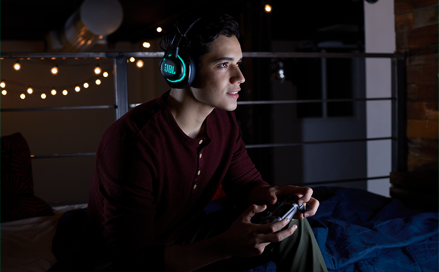 JBL Quantum 800 Destaque gracias al JBL QuantumSOUND Signature con certificación Hi-Res - Image